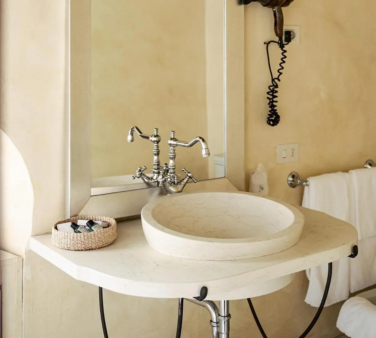 Cappuccini Resort Cologne 4*,  Italy